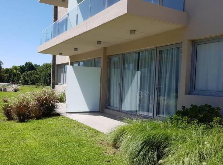 Departamento · 64m² · 2 Ambientes · 1 Cochera