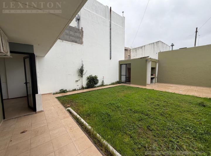 Departamento · 70m² · 2 Ambientes · 1 Cochera