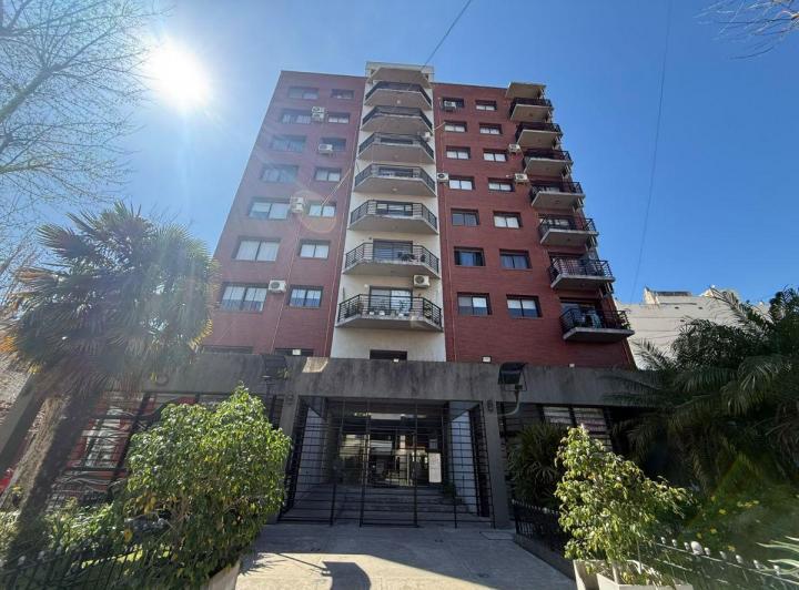 Departamento · 50m² · 2 Ambientes · 1 Cochera