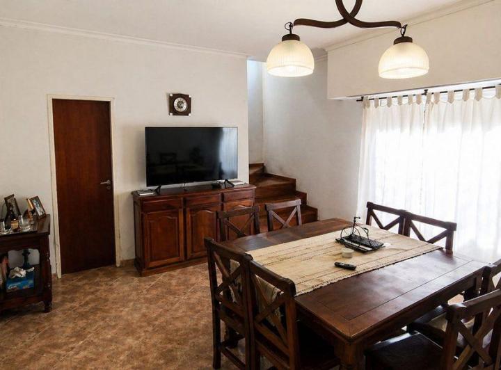Departamento · 122m² · 5 Ambientes · 1 Cochera