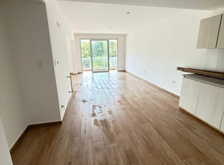 Departamento · 80m² · 3 Ambientes · 1 Cochera