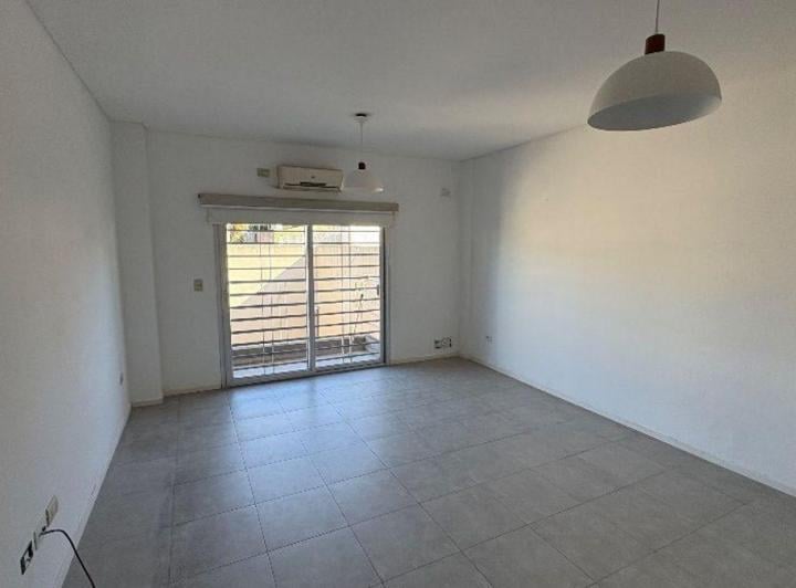 Departamento · 50m² · 2 Ambientes · 1 Cochera