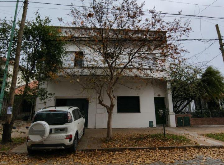 PH · 130m² · 3 Ambientes · 1 Cochera