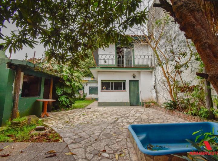 PH · 180m² · 6 Ambientes · 2 Cocheras