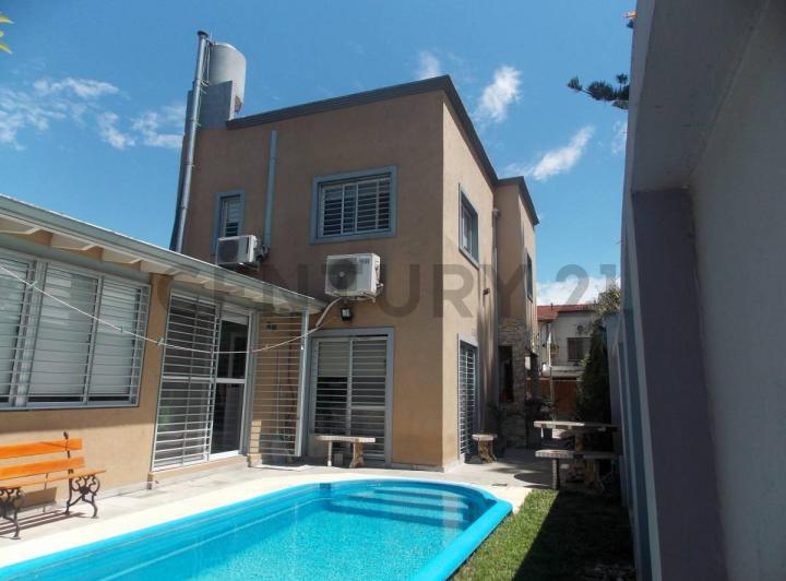 PH · 185m² · 3 Ambientes · 1 Cochera