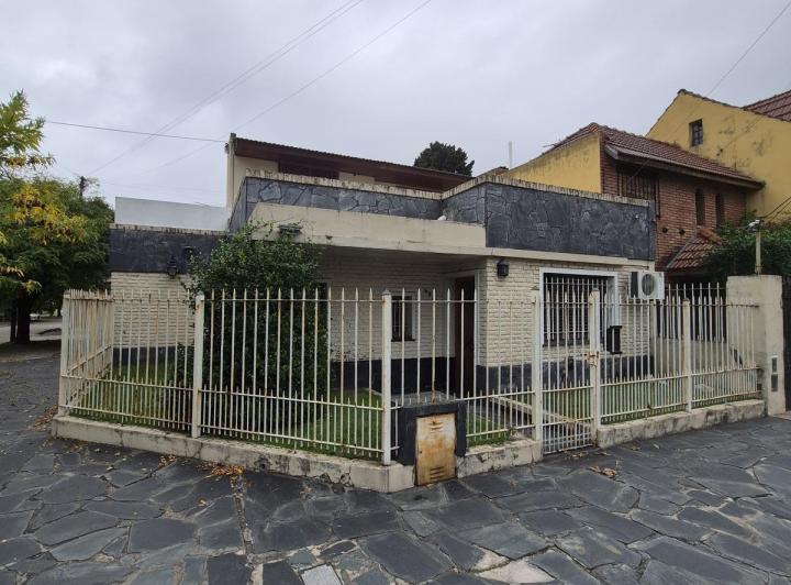PH · 105m² · 4 Ambientes · 1 Cochera