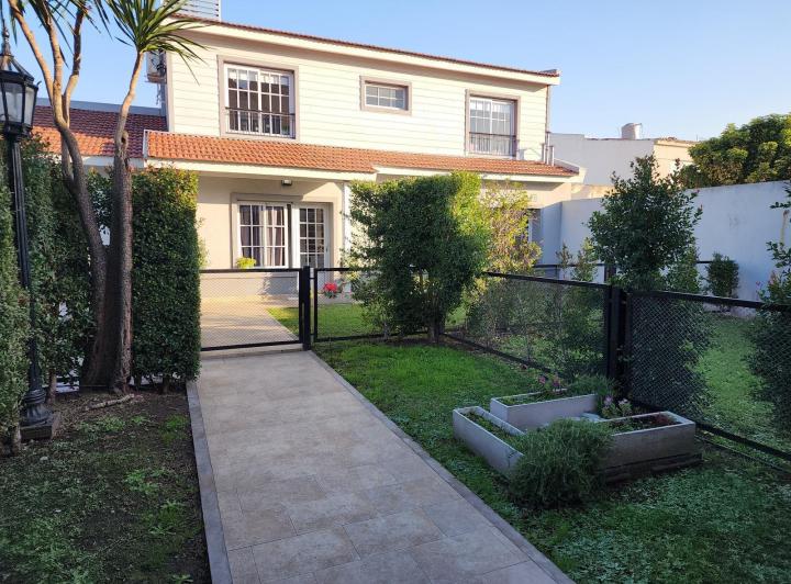 PH · 83m² · 3 Ambientes · 1 Cochera
