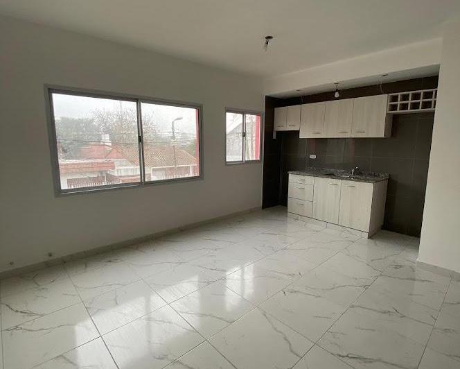 PH · 83m² · 4 Ambientes · 1 Cochera
