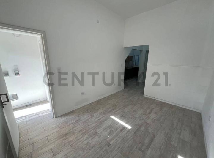 PH · 37m² · 2 Ambientes · 1 Cochera
