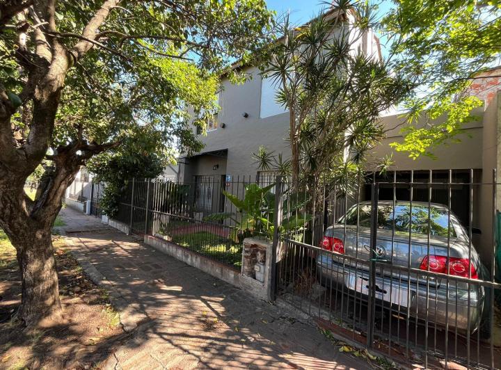 Casa · 150m² · 4 Ambientes · 1 Cochera