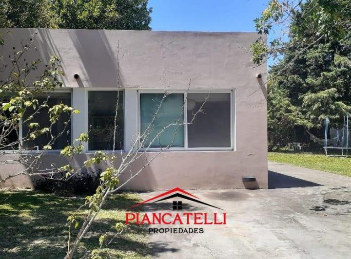 Casa · 100m² · 4 Ambientes · 1 Cochera