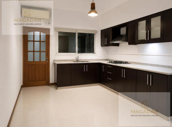 Casa · 115m² · 4 Ambientes