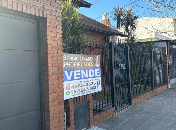 Casa · 156m² · 5 Ambientes · 1 Cochera