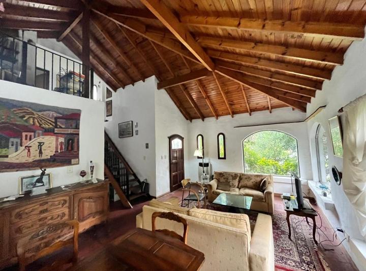 Casa · 167m² · 4 Ambientes · 3 Cocheras