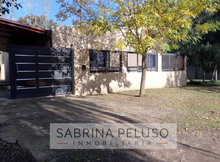 Casa · 156m² · 3 Ambientes · 2 Cocheras