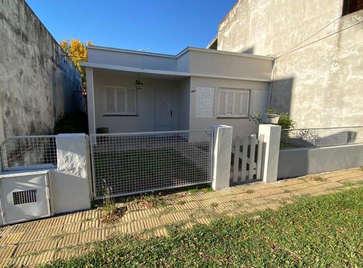 Casa · 60m² · 2 Ambientes · 1 Cochera