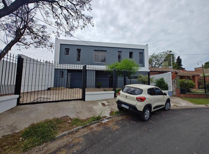 Casa · 155m² · 6 Ambientes