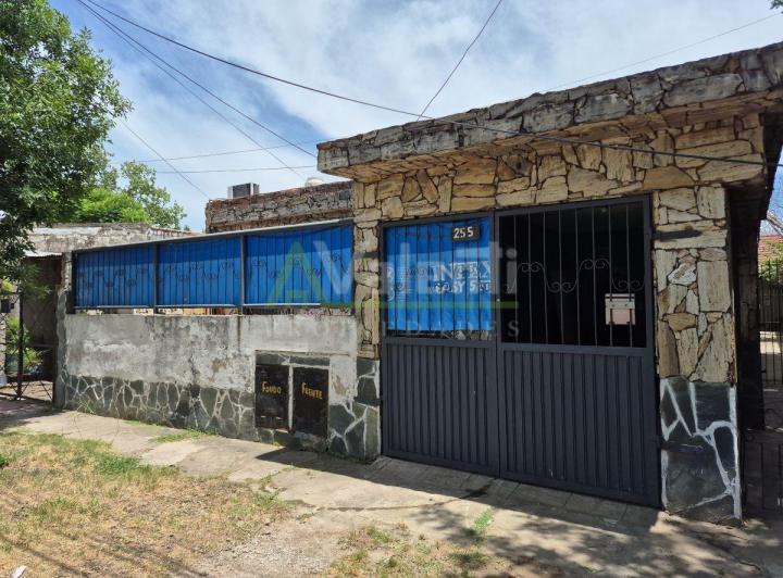 Casa · 86m² · 4 Ambientes · 1 Cochera