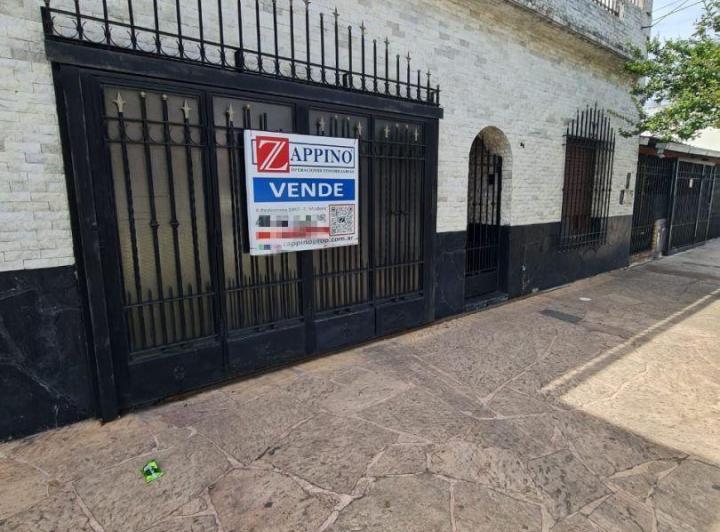 Casa · 124m² · 3 Ambientes · 1 Cochera