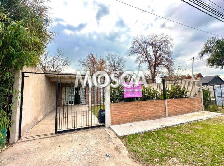 Casa · 365m² · 4 Ambientes · 1 Cochera