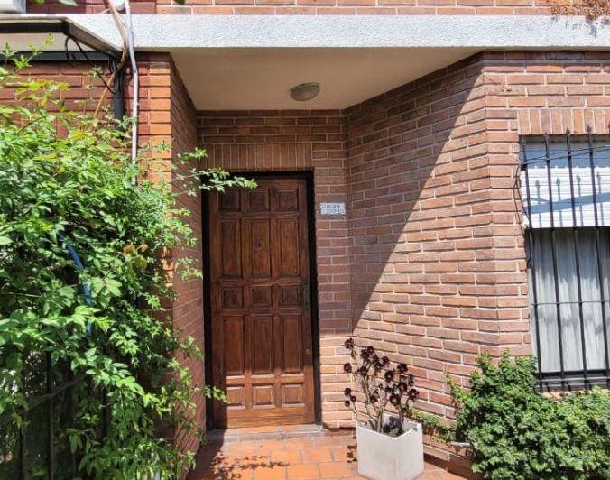 Casa · 100m² · 4 Ambientes · 1 Cochera