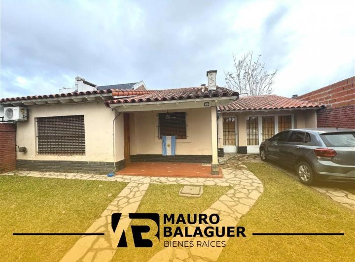 Casa · 110m² · 3 Ambientes · 2 Cocheras