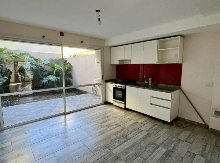 Casa · 84m² · 3 Ambientes · 1 Cochera