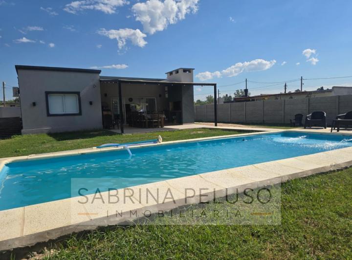Casa · 87m² · 3 Ambientes · 1 Cochera