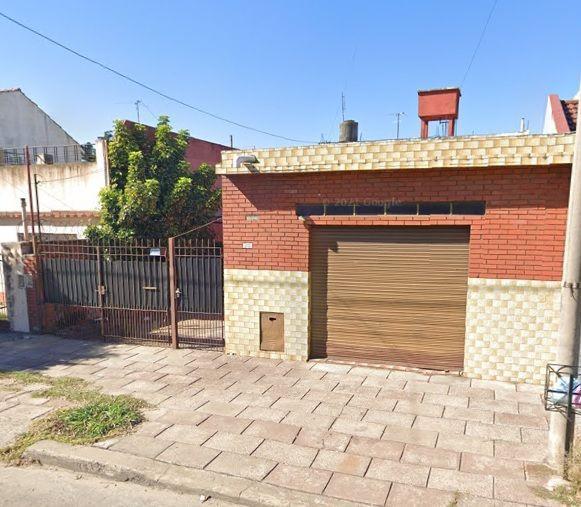 Casa · 220m² · 5 Ambientes
