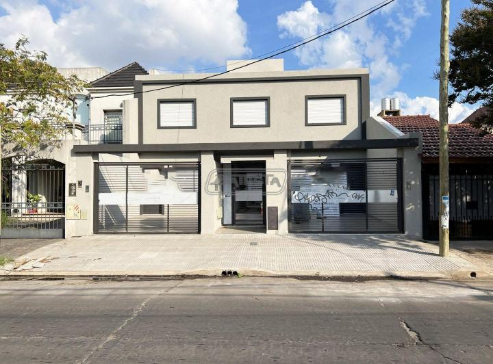 Casa · 80m² · 4 Ambientes