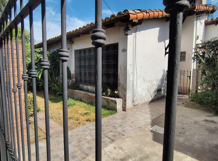 Casa · 120m² · 6 Ambientes · 2 Cocheras