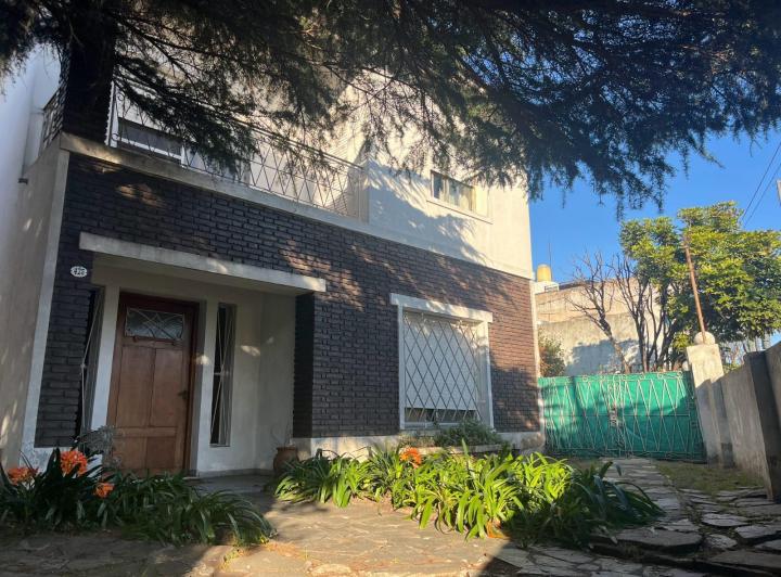 Casa · 166m² · 5 Ambientes