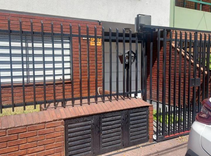 Casa · 120m² · 4 Ambientes · 1 Cochera