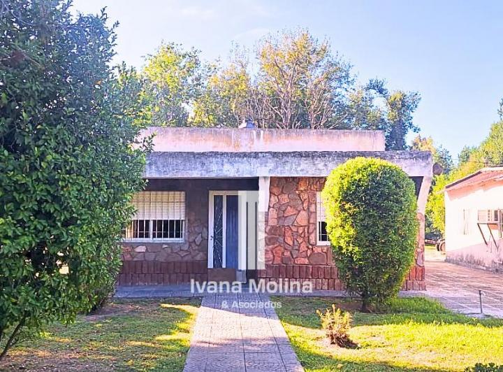 Casa · 80m² · 4 Ambientes · 1 Cochera