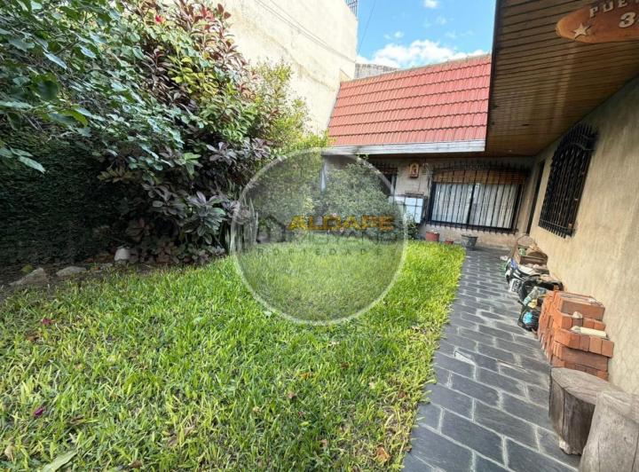 Casa · 115m² · 4 Ambientes · 2 Cocheras