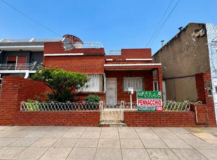 Casa · 140m² · 5 Ambientes