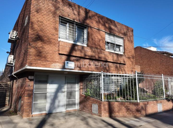 Casa · 150m² · 4 Ambientes · 1 Cochera