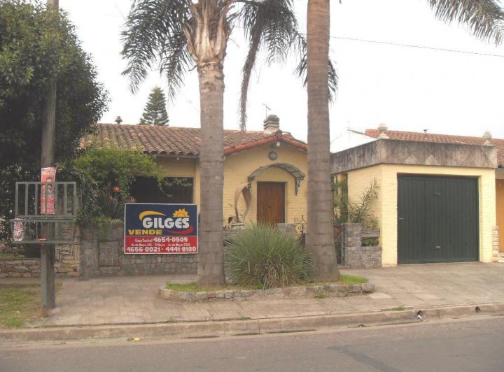 Casa · 193m² · 5 Ambientes · 1 Cochera
