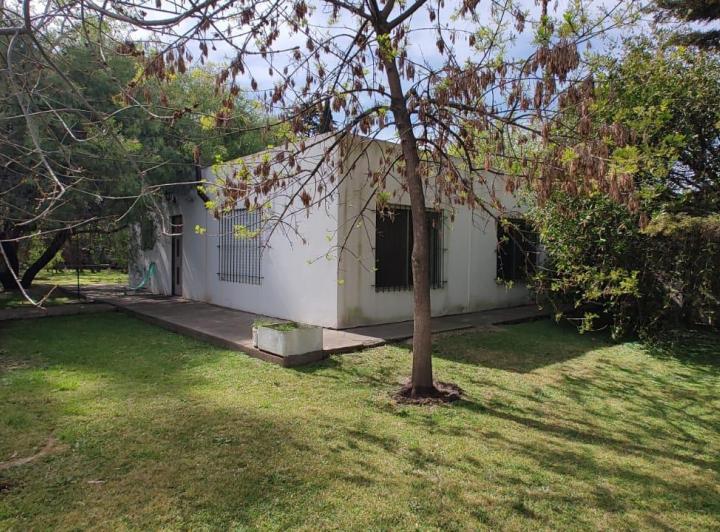 Casa · 75m² · 3 Ambientes · 2 Cocheras