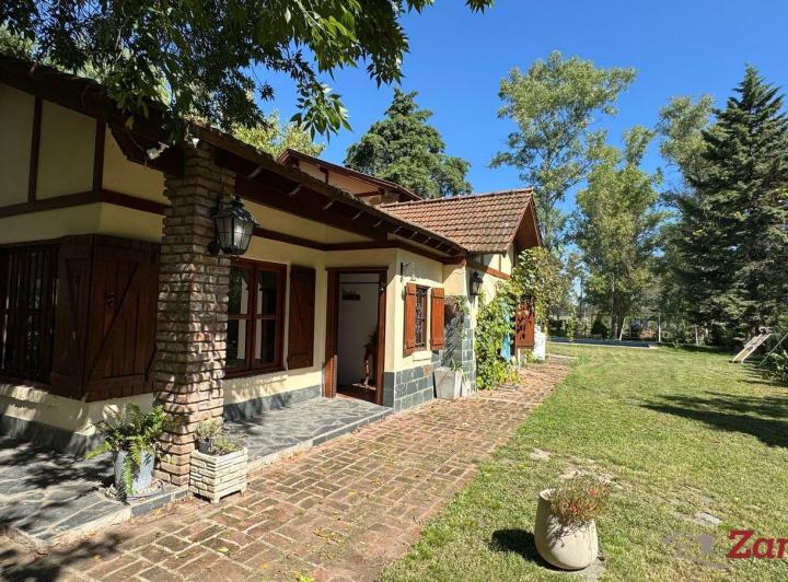 Casa · 136m² · 5 Ambientes