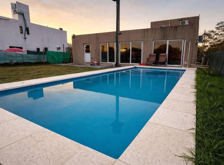 Casa · 300m² · 3 Ambientes · 3 Cocheras