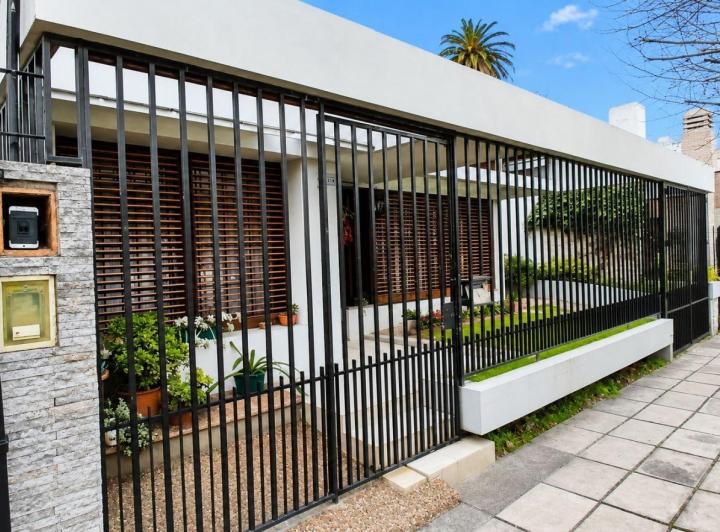 Casa · 165m² · 3 Ambientes · 1 Cochera