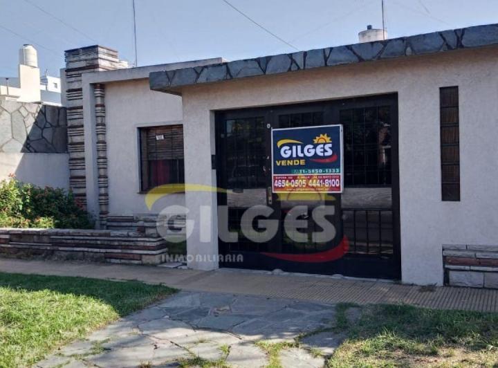Casa · 70m² · 2 Ambientes · 1 Cochera