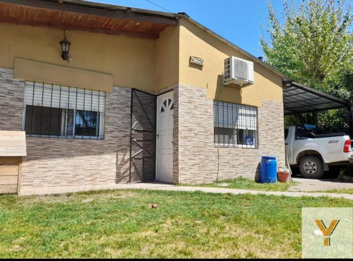Casa · 98m² · 3 Dormitorios · 1 Cochera