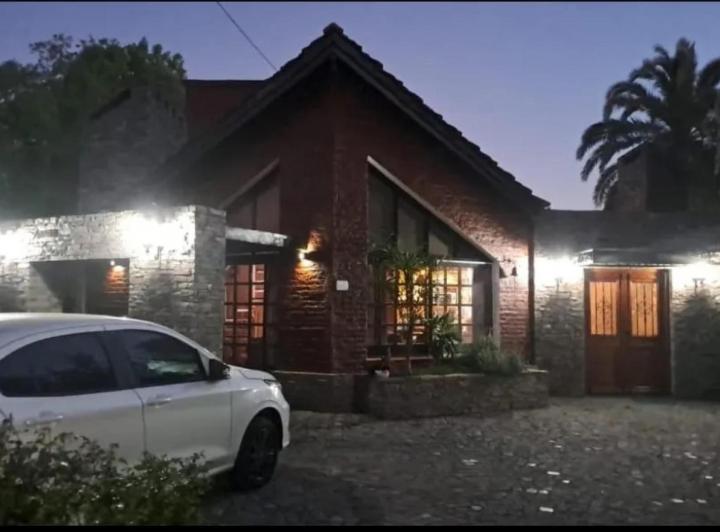 Casa · 140m² · 4 Ambientes