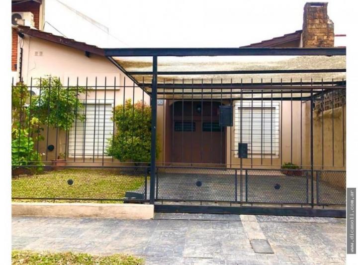 Casa · 100m² · 4 Ambientes · 2 Cocheras
