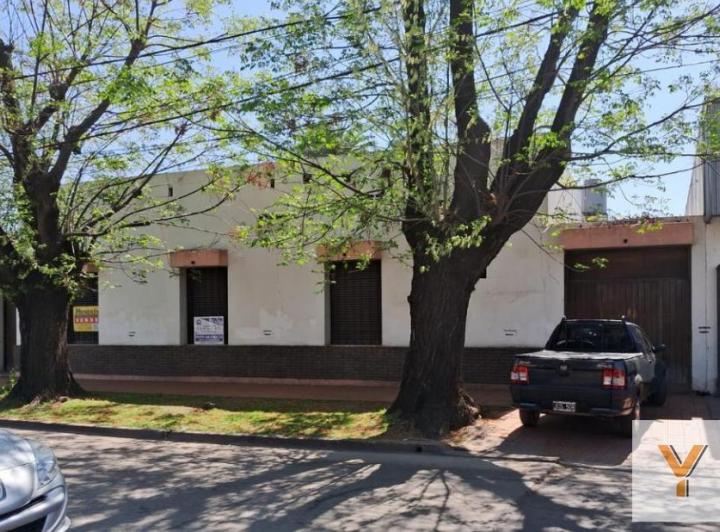 Casa · 150m² · 5 Ambientes · 1 Cochera