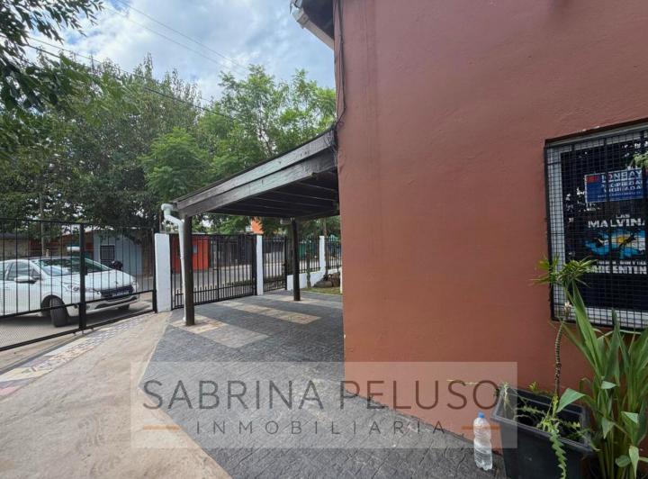 Casa · 237m² · 5 Ambientes · 1 Cochera