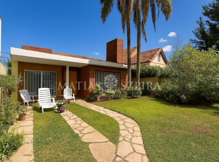 Casa · 188m² · 5 Ambientes · 1 Cochera