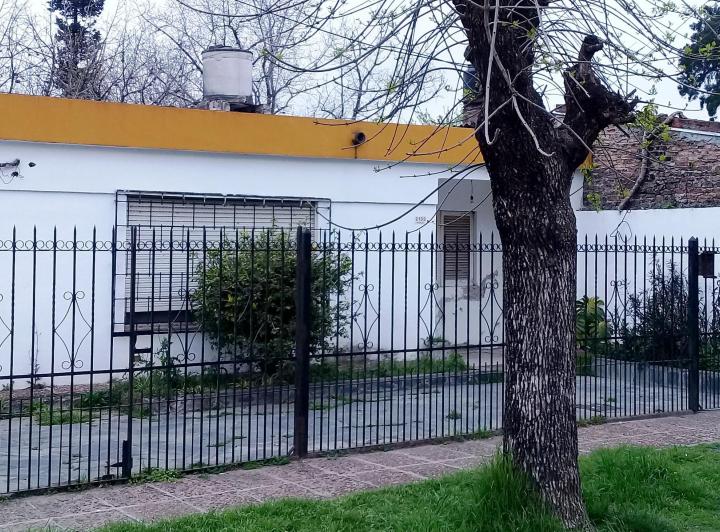 Casa · 70m² · 4 Ambientes · 1 Cochera